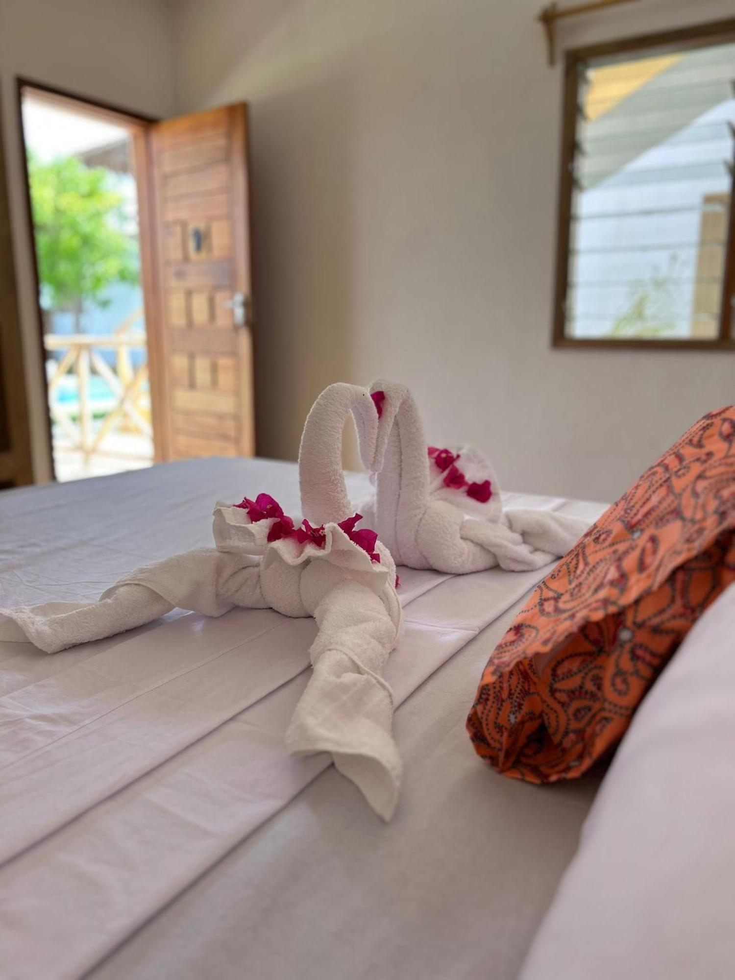 Tatu Inn Boutique Hotel Watamu Ngoại thất bức ảnh